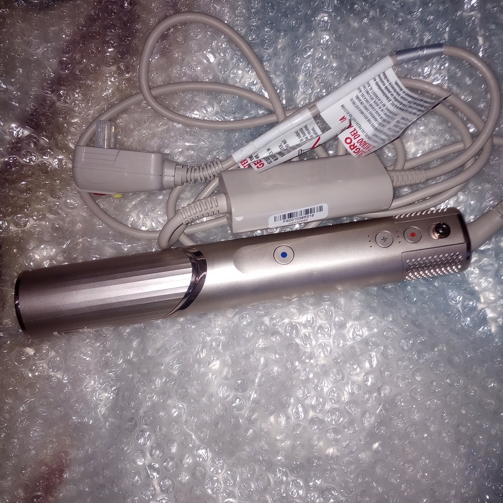 Hardly used Shark HD430 Flexstyle Air Styling and Drying Powerful Hair Dryer.